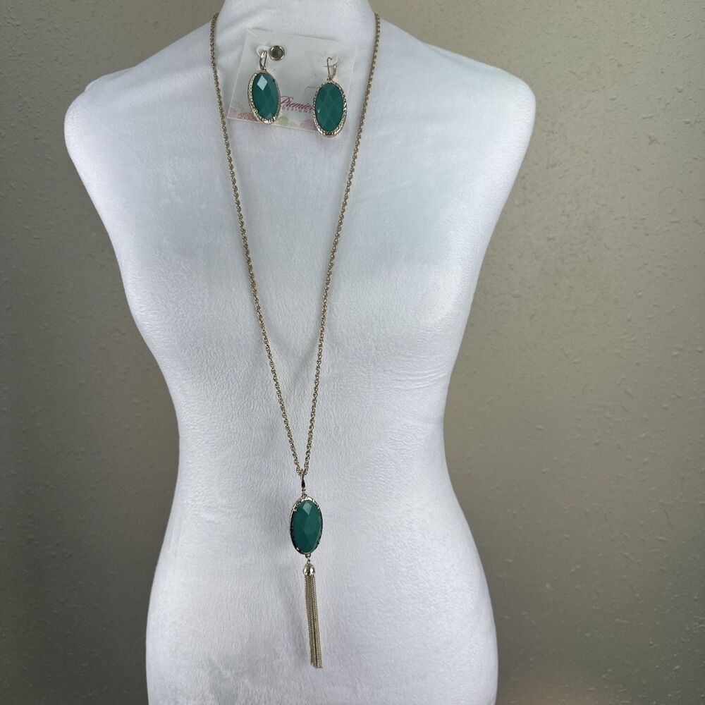 Premier Designs Reversible Pendant Necklace Earrings Set Blue Green NWOT KS Vive